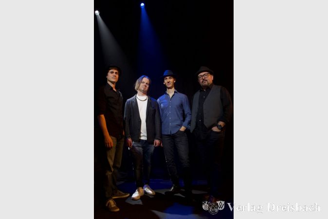 Clapton Experience hat sich nach der Gründung 2015 schnell zur gefragtesten Eric Clapton Tribute Band Deutschlands entwickelt.