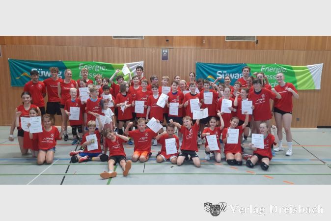 Es gab viele lachende Gesichter beim Süwag Sommer Camp der TuS Kriftel.