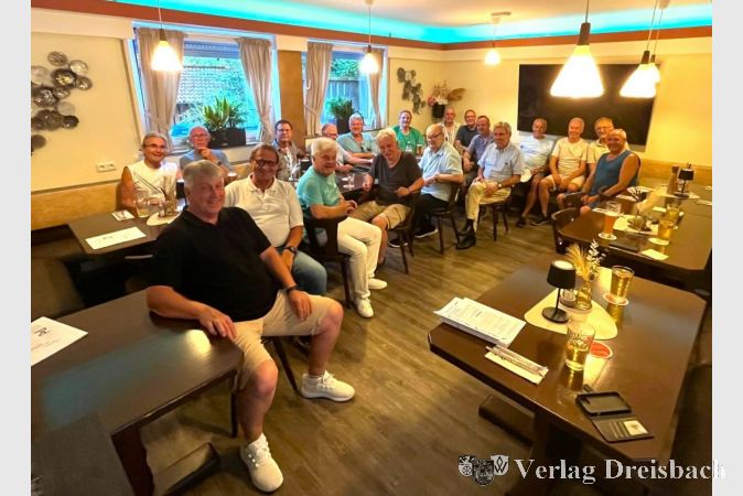 Viele Ehemalige SV 07er trafen sich erneut in geselliger Runde.