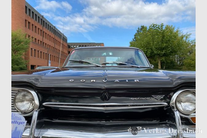 Der Startpunkt der Oldtimer-Rallye ist am Sonntag wieder das Landratsamt in Hofheim.