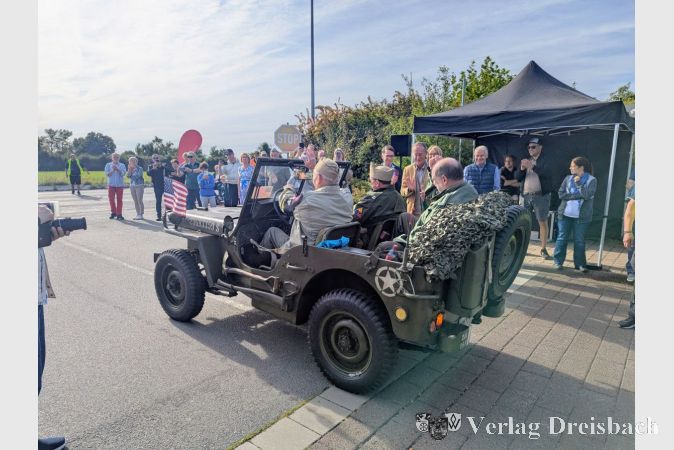 Ein Willys MB, Baujahr 1943. Die Soldaten der US-Army tauften den Urahn des PKW-Geländewagens kurzerhand auf den Namen „Jeep“.