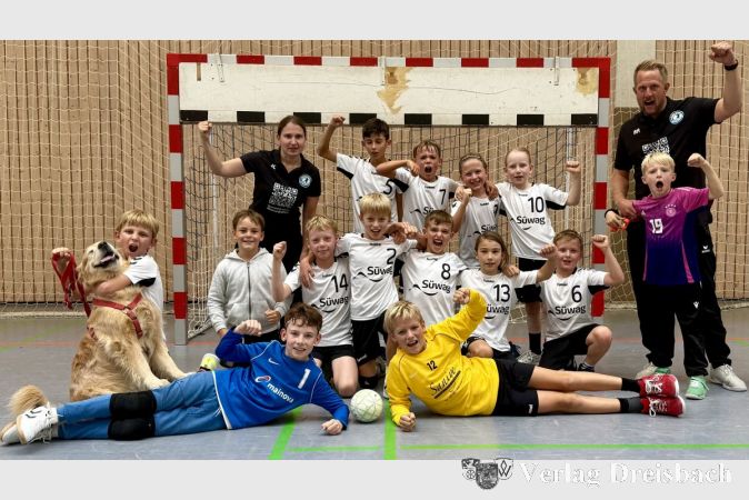 Die neue E-Jugend der HoWi-Handballer gewann zum Auftakt der neuen Saison in der Leistungsklasse.