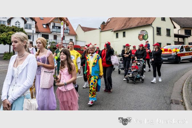 Spongebob, Rapunzel & Co.: Der KKK präsentierte sein neues Sitzungsthema "Heut' wird sicher viel gelacht, Kindheitshelden an die Macht!"