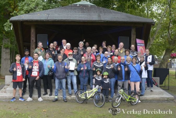 Urkundenverleihung zur diesjährigen Stadtradeln-Aktion in Hattersheim.