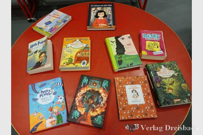 Die Auswahl an Büchern war abwechslungsreich und groß.