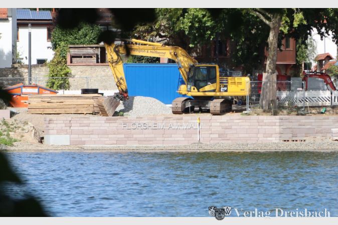 Auch die Verteuerungen der Bauprojekte der jüngsten Jahre, wie nun auch bei der Mainufer-Umgestaltung, kam bei der Haushaltsdebatte ohne Haushaltsentwurf zur Sprache.