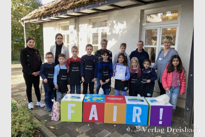 Die im vergangenen Jahr ernannten Fairtrade-Botschafter vor der Altmünstermühle.