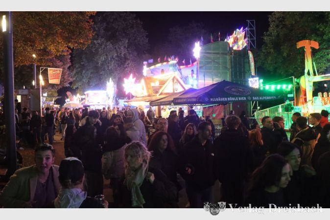 Am Samstagabend war die Festmeile gut gefüllt.