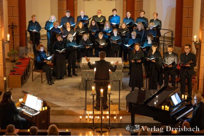Alle Ausführenden beim Konzert bei Kerzenlicht am vergangenen Sonntag.