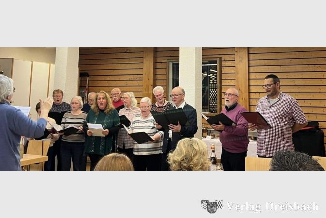 Auftritt des Erwachsenenchors "MainChor".