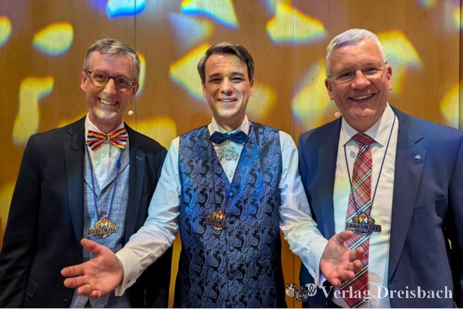Bereit für die neue Saison: Sascha Jung (l.), Felix Heeg und Gregor Stark (r.) laden zur kommenden FCV-Kampagne ein.