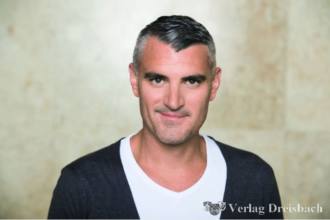 Autor und Moderator Tim Frühling.