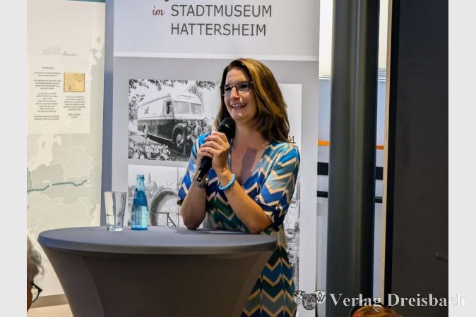 Die Erste Stadträtin Heike Seibert hätte nur durch Neuwahlen noch im ihrem Amt bestätigt werden können. Die Mitgliederversammlung des KulturForums sprach sich dagegen aus.