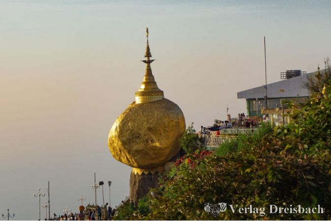 Beeindruckende Architektur ist auch Gegenstand der Fotoausstellung im Haus Sankt Martin.
