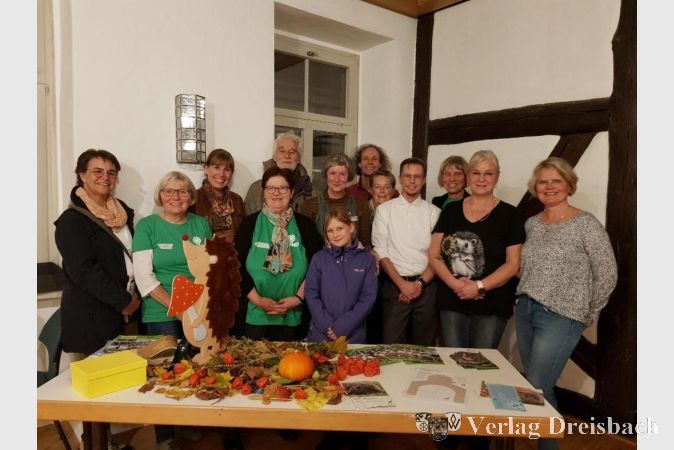 BUND-Mitglieder und interessierte Bürgerinnen und Bürger trafen sich zur Auftaktveranstaltung des IgelProjekts Hattersheim im Oktober des vergangenen Jahres.