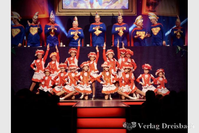 Natürlich zählten auch Auftritte der verschiedenen Tanzgruppen und Garden des KKK zum Programm.