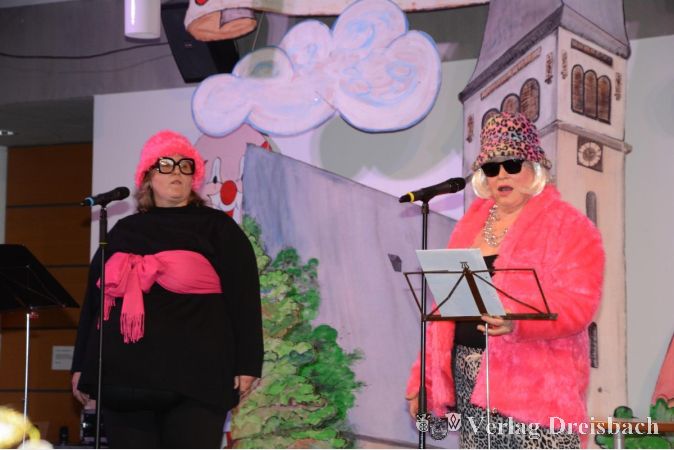 Die Influencerinnen Ulrike Kreling und Eva Brückmann.